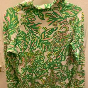 Lily Pulitzer. Signs of wear underneath arm area.